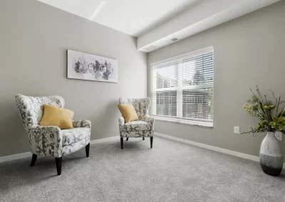 sitting room in brainerd assisted living facility